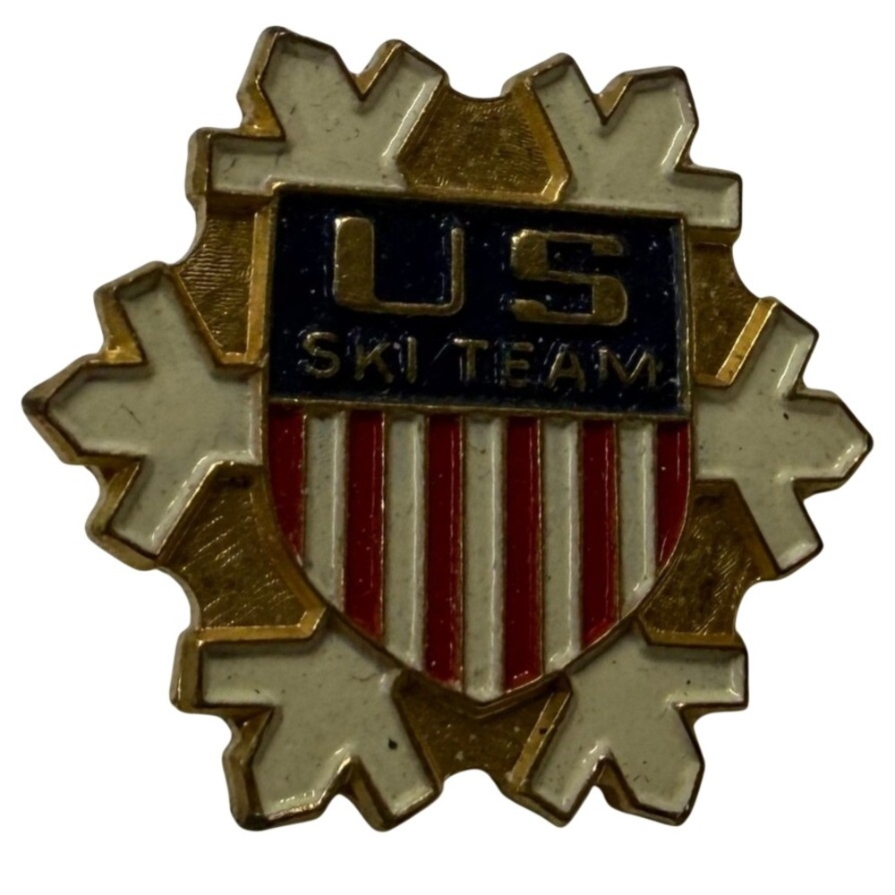 Vintage US Ski Team Snowflake Shield Enamel Lapel Pin Gold Tone Patriotic Sport